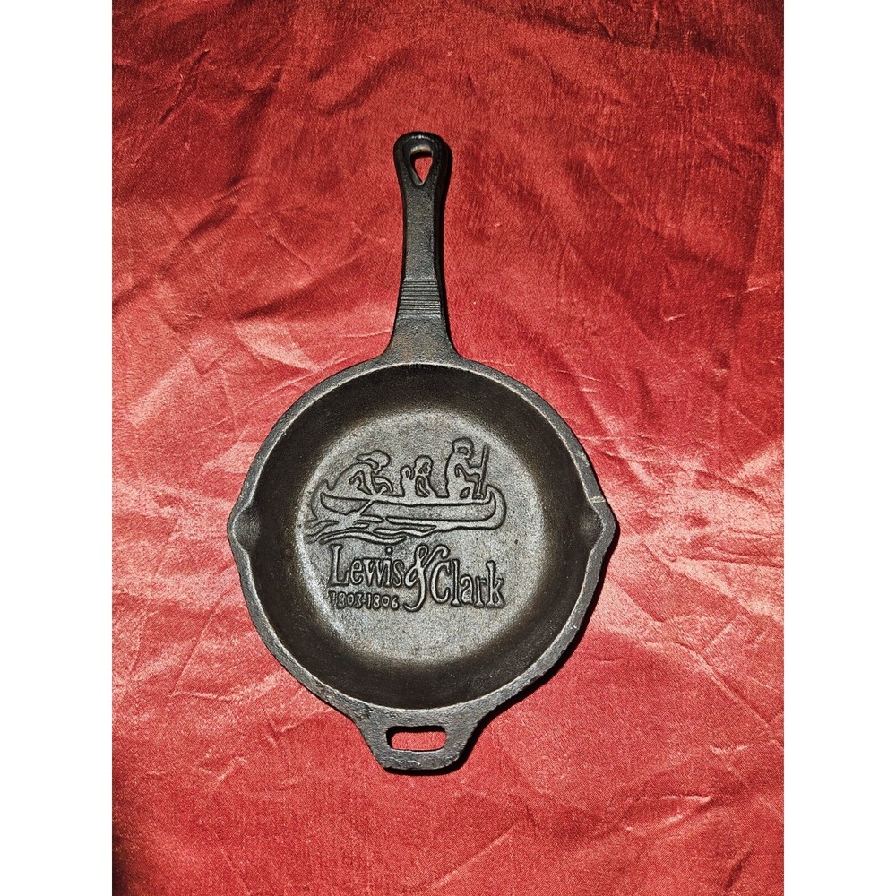 Vintage Lewis & Clark 1803-1806 CAMP CHEF Cast Iron Skillet pan Collectible 4'‎